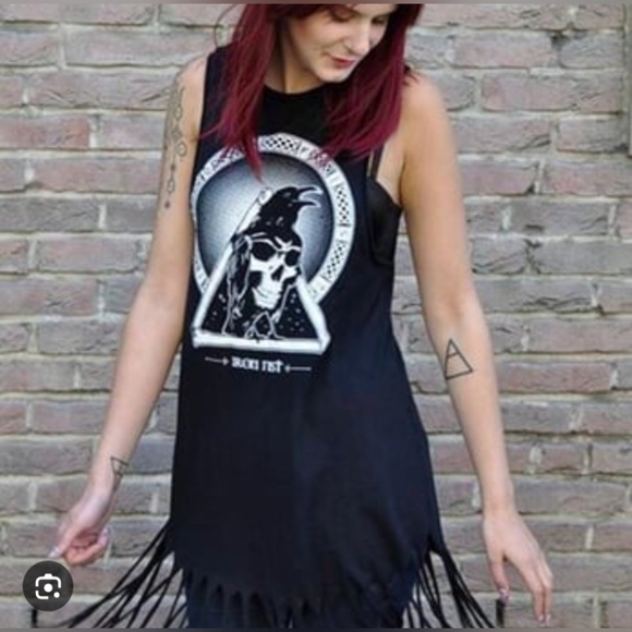 Black Fringe Tank Top with Graphic Design - Picture 6 of 8